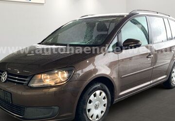 VW Touran 179.564 km 3.199 &euro; Brehna 06796