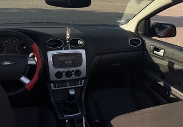 Ford Focus 111.000 km 3.999 &euro; Halle (Saale) 06132
