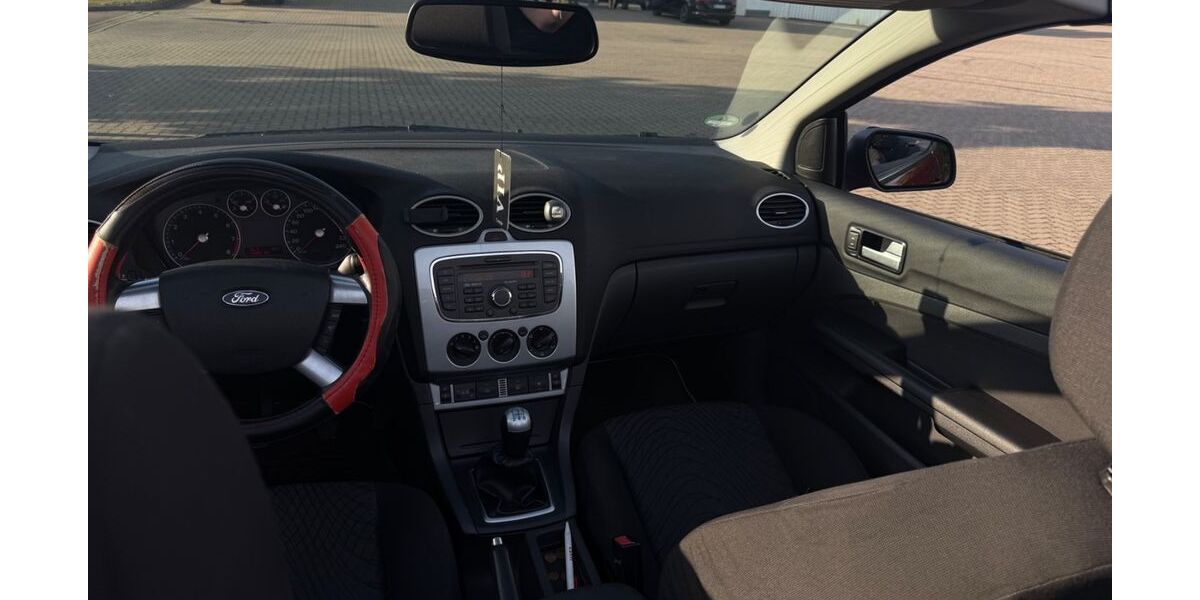Ford Focus 111.000 km 3.999 &euro; Halle (Saale) 06132
