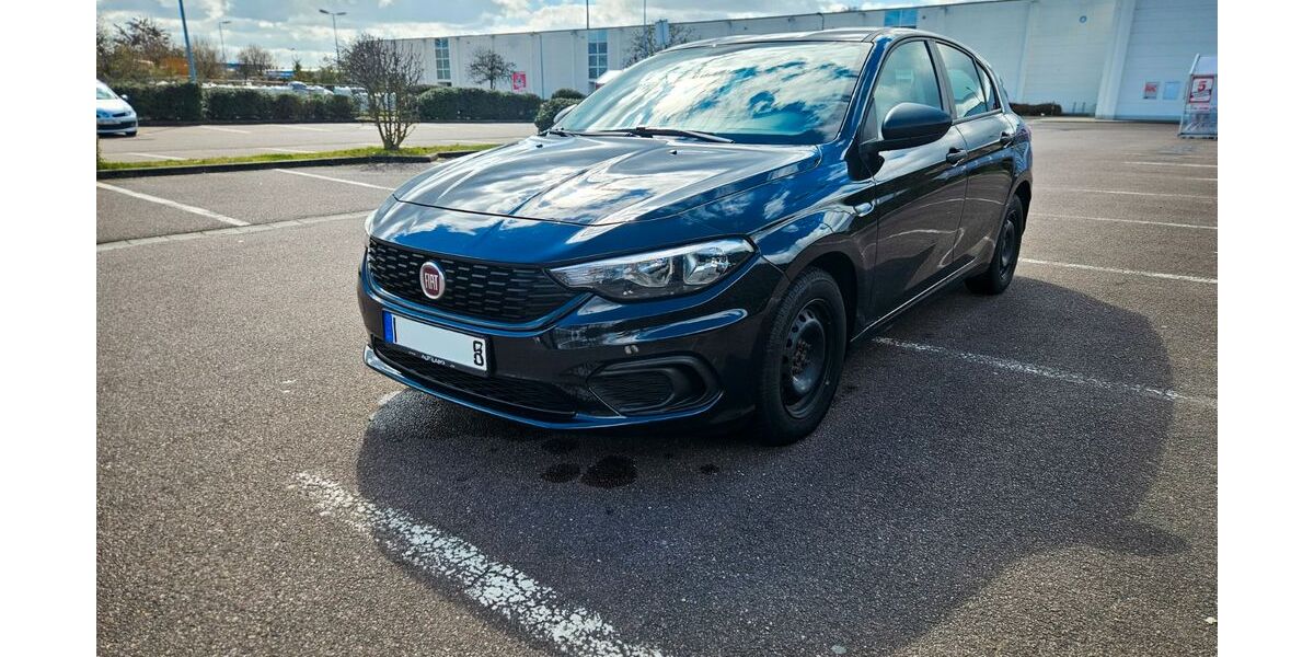 Fiat Tipo 158.000 km 5.800 &euro; Halle 06108