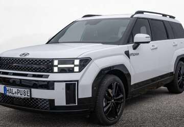 Hyundai SANTA FE 17.391 km 49.990 &euro; Halle 06114