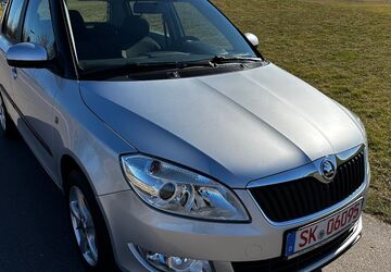 Skoda Fabia 123.000 km 5.299 &euro; HALLE 06116