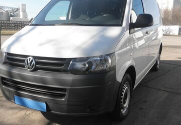 VW T5 Transporter 176.284 km 8.990 &euro; Querfurt 06268