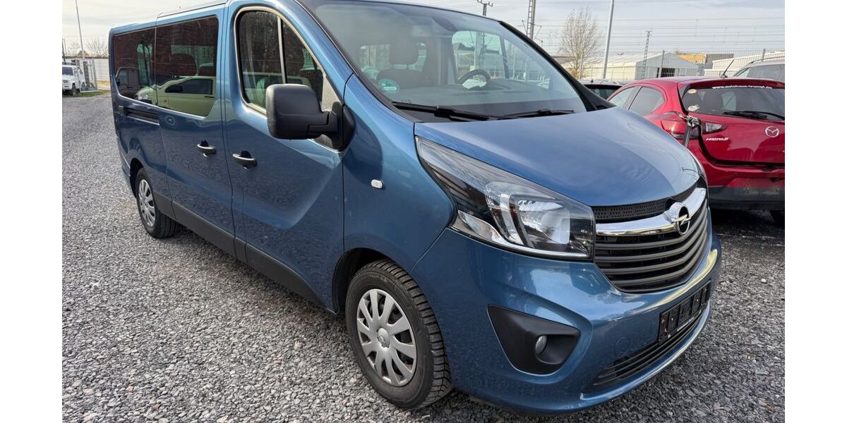 Opel Vivaro 160.000 km 14.699 &euro; Halle 06132