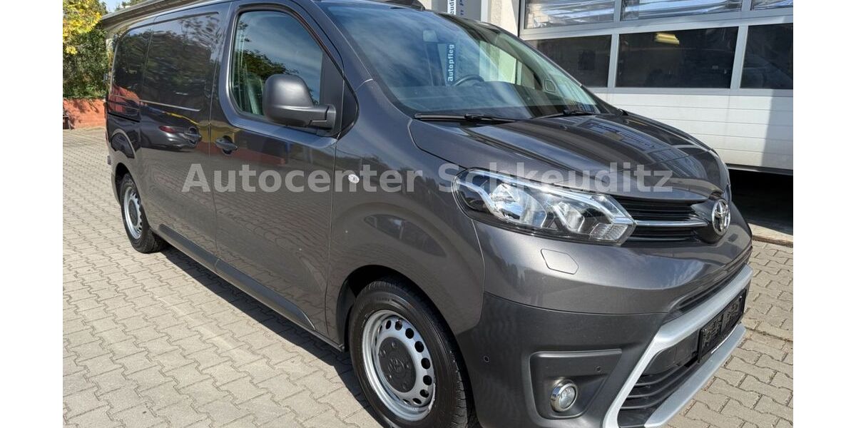 Toyota Proace (Verso) 162.000 km 13.991 &euro; Schkeuditz 04435