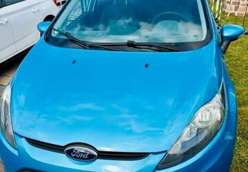 Ford Fiesta 280.000 km 2.050 &euro; Salzatal 06198