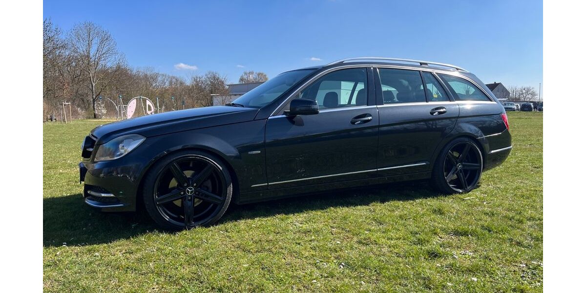 Mercedes-Benz C 220 260.865 km 7.500 &euro; Teutschenthal 06179