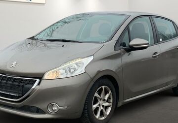 Peugeot 208 113.923 km 3.499 &euro; Brehna 06796