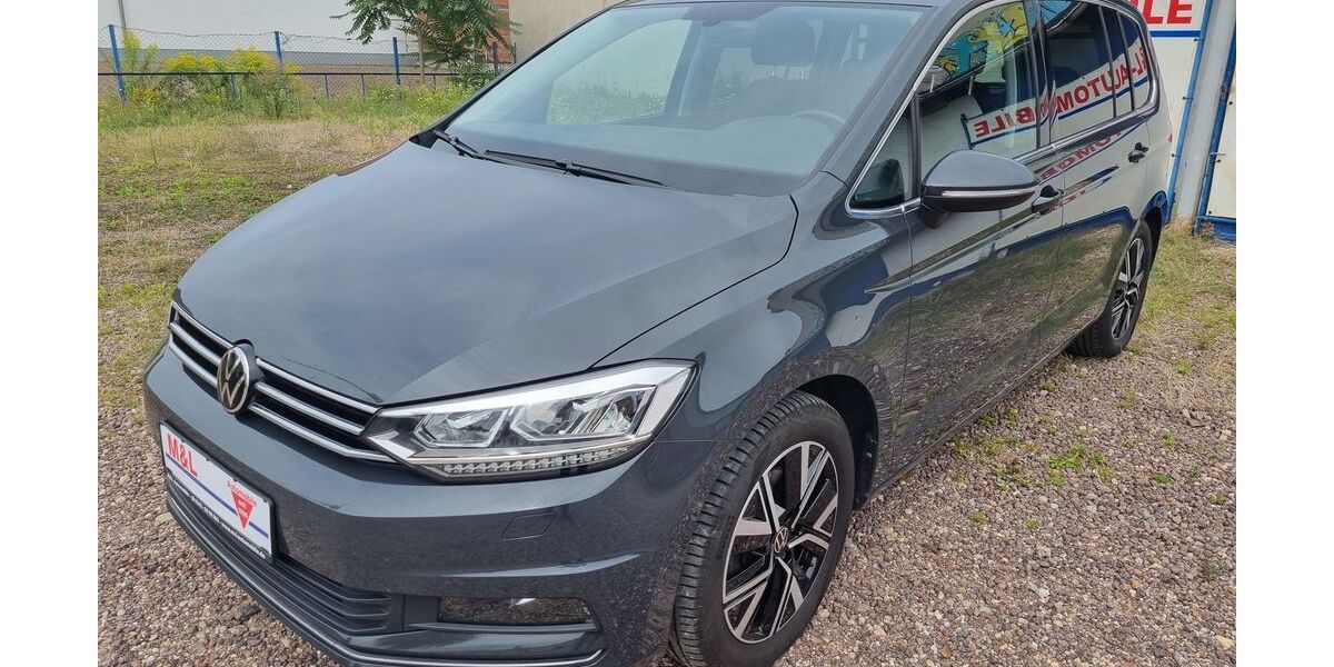 VW Touran 147.800 km 20.999 &euro; Halle / Saale 06112