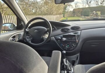 Ford Focus 185.105 km 800 &euro; Mücheln 06249