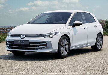 VW Golf 3.000 km 42.890 &euro; Halle (Saale) 06110