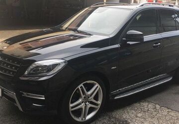 Mercedes-Benz ML 350 213.000 km 22.800 &euro; Hall in Tirol 06060