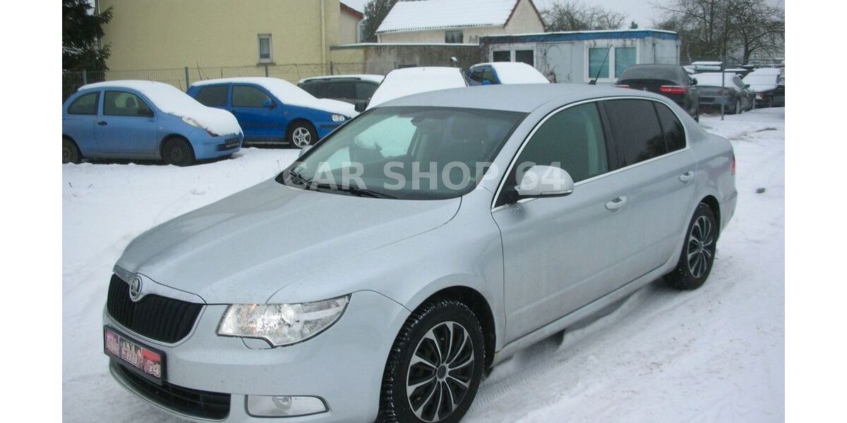 Skoda Superb 276.575 km 4.499 &euro; Halle/Saale 06116