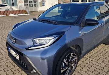 Toyota Aygo 1.350 km 16.890 &euro; Halle 06130