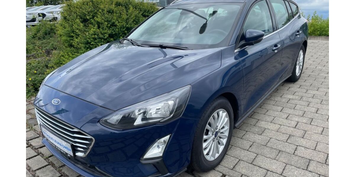 Ford Focus 39.998 km 16.699 &euro; Leuna 06237
