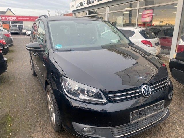 VW Touran 154.000 km 9.300 &euro; Halle/Saale 06116