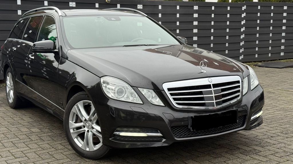 Mercedes-Benz E 500 172.000 km 19.950 &euro; Braunsbedra 06242