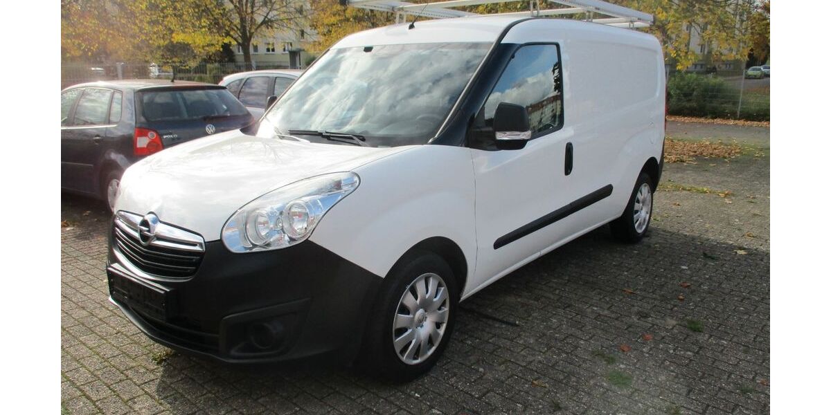 Opel Combo 137.000 km 7.900 &euro; Köthen 06366