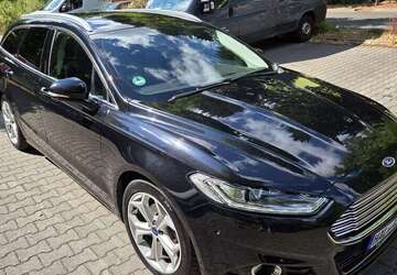 Ford Mondeo 140.000 km 11.999 &euro; Halle (Saale), Stadt 06124