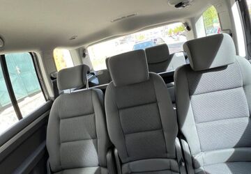 VW Touran 105.000 km 12.400 &euro; Halle 06110