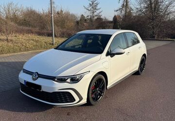 VW Golf 56.000 km 22.800 &euro; Halle Saale 06120