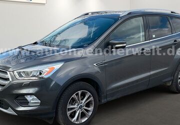 Ford Kuga 87.426 km 10.999 &euro; Brehna 06796
