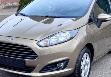 Ford Fiesta 85.601 km 6.990 &euro; Schkopau / OT Wallendorf 06258