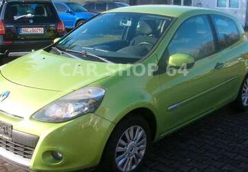 Renault Clio 168.250 km 2.299 &euro; Halle 06116