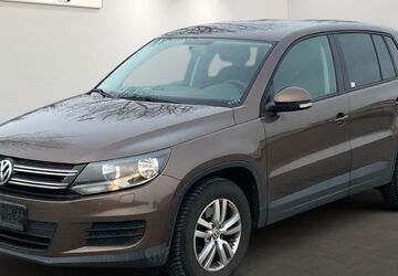 VW Tiguan 251.329 km 7.999 &euro; Brehna 06796