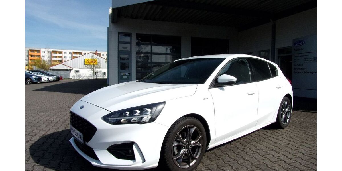 Ford Focus 33.250 km 20.290 &euro; Wolfen 06766