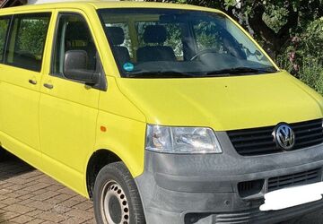 VW T5 Transporter 211.000 km 5.900 &euro; Halle (Saale) 06108
