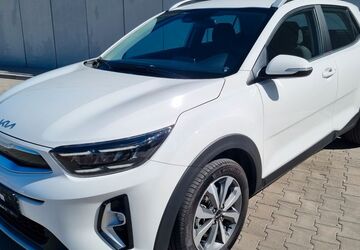 Kia Stonic 9.020 km 18.990 &euro; Lutherstadt Eisleben 06295