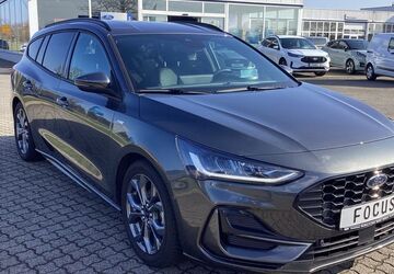 Ford Focus 8.900 km 24.400 &euro; Delitzsch 04509