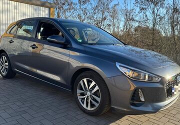 Hyundai i30 137.144 km 9.250 &euro; Halle 06118