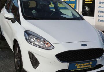 Ford Fiesta 111.000 km 8.440 &euro; Halle/ Saale 06116