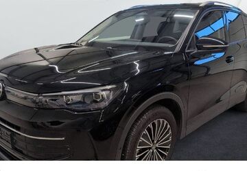 VW Tiguan 25.723 km 33.920 &euro; Halle (Saale) 06110