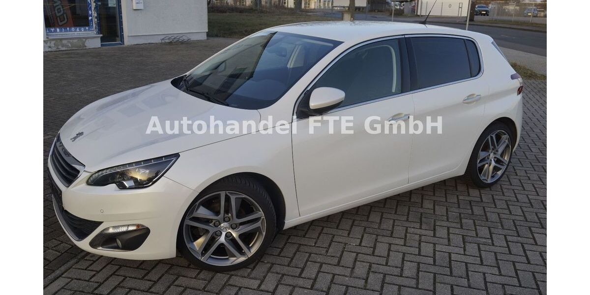 Peugeot 308 163.000 km 5.700 &euro; Bitterfeld 06749