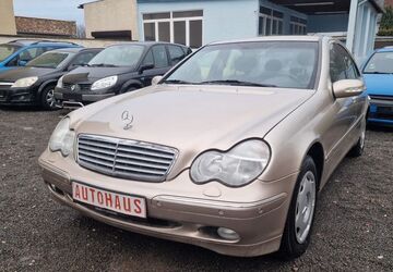 Mercedes-Benz C 180 171.490 km 2.790 &euro; Halle Saale 06132