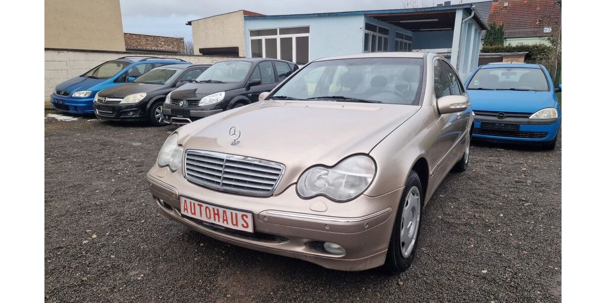 Mercedes-Benz C 180 171.490 km 2.790 &euro; Halle Saale 06132