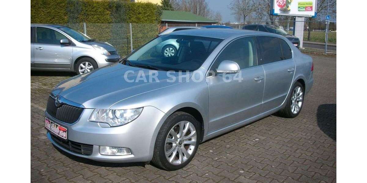 Skoda Superb 276.575 km 4.499 &euro; Halle 06116