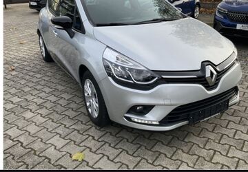 Renault Clio 21.186 km 9.985 &euro; Wolfen 06766