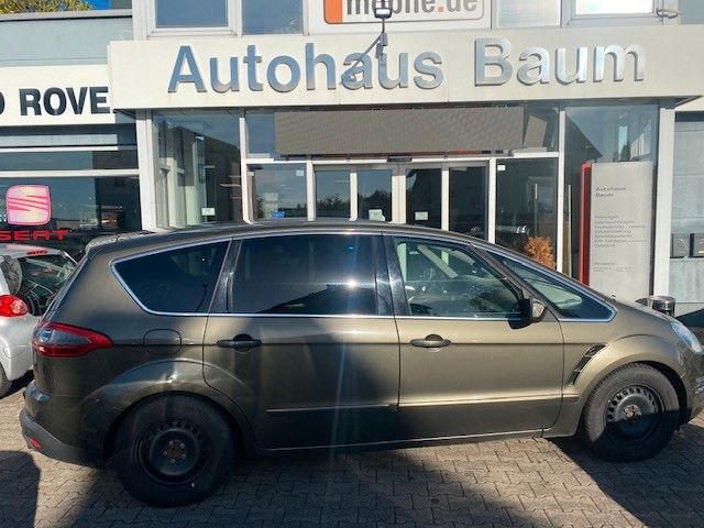 Ford S-Max 220.000 km 5.900 &euro; Halle/Saale 06116