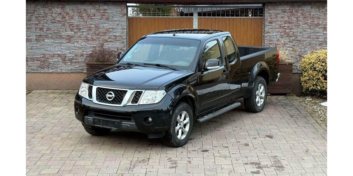Nissan Navara 239.660 km 7.900 &euro; Salzatal 06198
