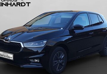 Skoda Fabia 4.200 km 21.990 &euro; Leuna OT Wölkau 06237