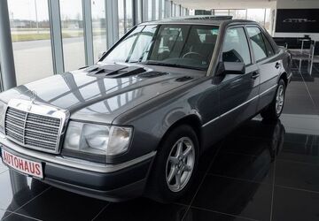Mercedes-Benz 220 280.000 km 2.690 &euro; Halle Saale 06132