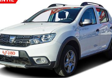 Dacia Sandero 49.070 km 13.950 &euro; Halle 06122