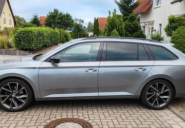 Skoda Superb 76.000 km 22.999 &euro; Halle (Saale) 06116