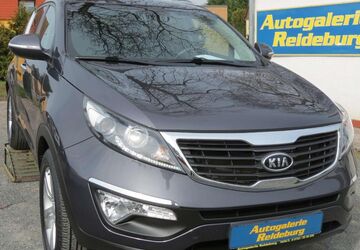 Kia Sportage 92.000 km 9.940 &euro; Halle/ Saale 06116