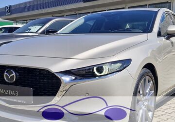 Mazda 3 2.585 km 28.890 &euro; Köthen 06366