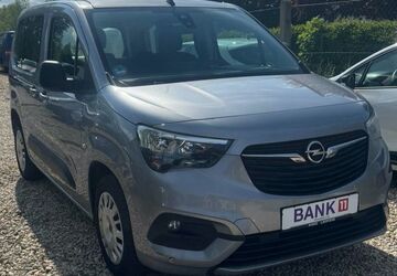 Opel Combo 8.721 km 19.999 &euro; Bad Lauchstädt 06246